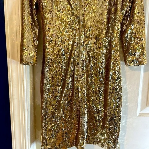 NWT Women’s Lulu’s Gold Sequined Mini Dress Size Small - Picture 8 of 9